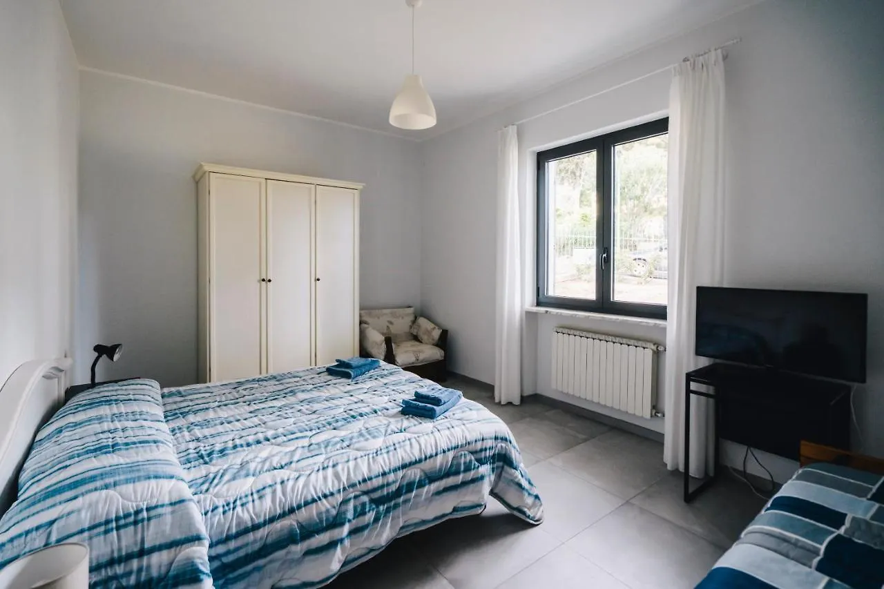 Il Lampin B&B Marina dʼMarina dʼAndora 0*,